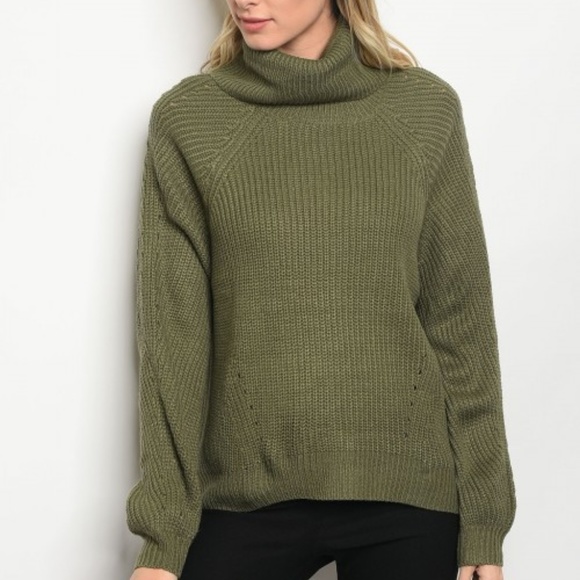 Sweaters - GREEN KNIT SWEATER